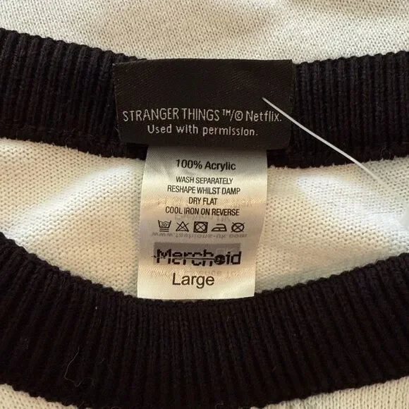 Netflix Stranger Things Hellfire Club Christmas Unisex Sweater, Size Large. - Picture 14 of 15